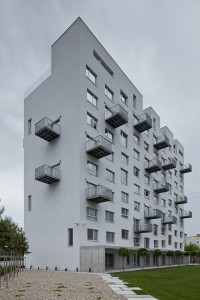 white-house-prenajom-bytov